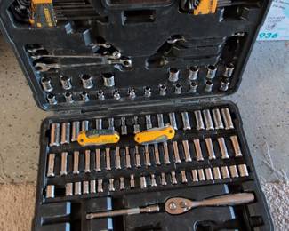 DeWalt 192-Piece Mechanics Tool Set