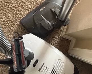 Miele Classic C1 Cat & Dog PowerLine Vacuum Cleaner