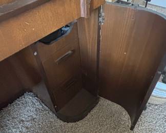 Vintage Singer 301A Sewing Machine in Cabinet with Stool