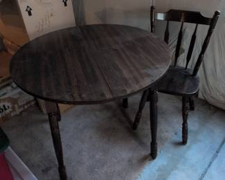 Dining Table and Chair Set