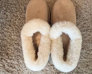 UGG Australia Scuffette II Slipper