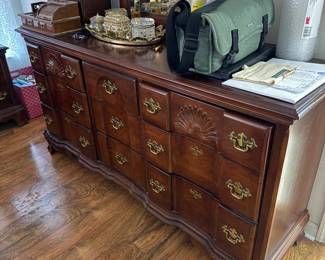 Mahogany cherry Dresser, vintage