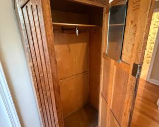 1930’ oak wardrobe 