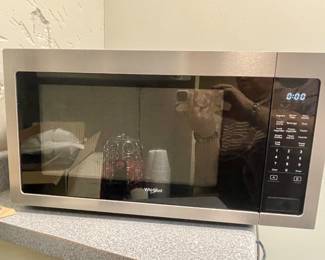 WHIRLPOOL MICROWAVE