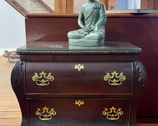 CENTURY FURNITURE CHIPPENDALE STYLE NIGHTSTAND, MEDITATING BUDDHA STATUE