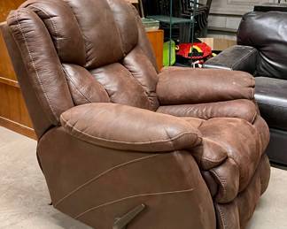 RECLINER