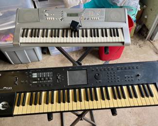 YAMAHA KEYBOARD, KORG MSO MUSIC WORKSTATION