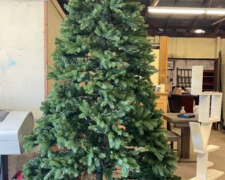 10’ BALSAM HILL CHRISTMAS TREE