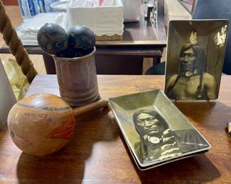 WESTERN APPETIZER PLATES, MARACAS