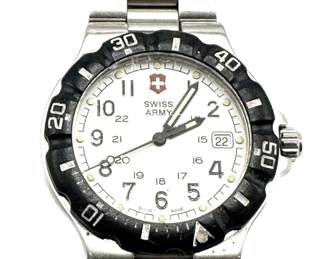 Victorinox Swiss Army Summit XLT Men's Watch Lot #: 21