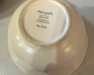 Pfaltzgraff Tea Rose Dinnerware