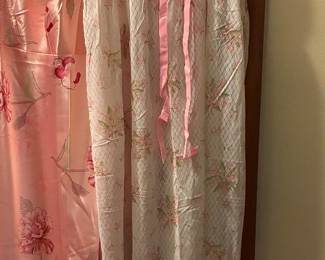 Vintage nightgown, granny style