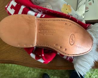 Bottom of men’s floor shine shoe