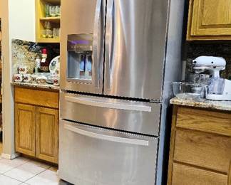 Whirlpool 4-Door French Door Refrigerator