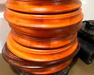 Stands in Wood  /Bases 