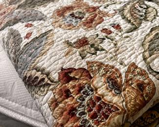 Dbl Sided Quilted Coverlet 