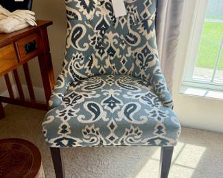Upholstered Side Chaie