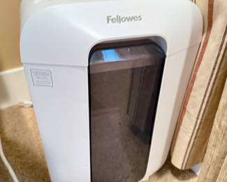 Floor Shredder /Fellowes 