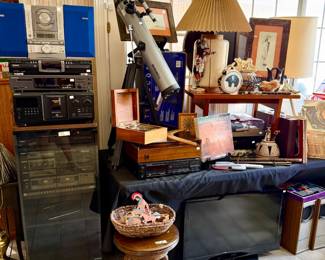 vintage stereo system electronics.