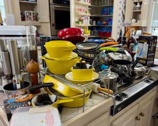 Packed kitchen. Still working on it!