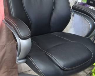 New Desk Chair