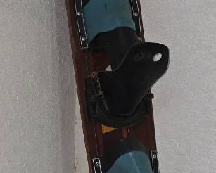 Connely Vintage Wooden Salem Ski