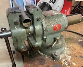 Heavy Duty Table Vise