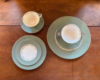 Wedgwood Halford, bone china 7 pc place setting, for 6! Never used. 