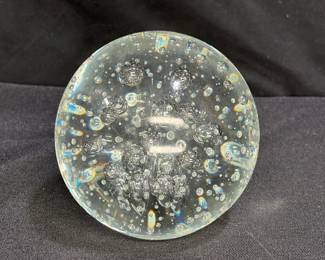 VTG Clear Controlled Bubble Papper Weight 4"
