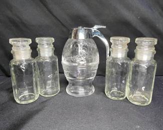 Honeycomb Honey Dispenser & 4 VTG Spice Bottles