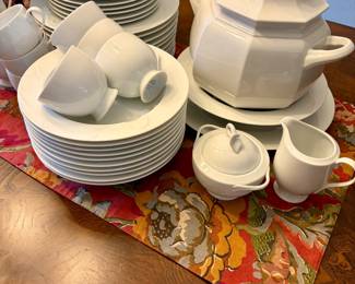 Mikasa Classic Flair