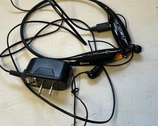 LG Tone Ultra HBS-810 Bluetooth Wireless Stereo Headphones