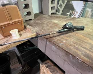 Abu Garcia Ambassadeur 521 XLT Plus Fishing Reel with Rods