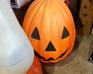 Vintage Union Products Jack-o'-Lantern Blow Mold Halloween Decoration