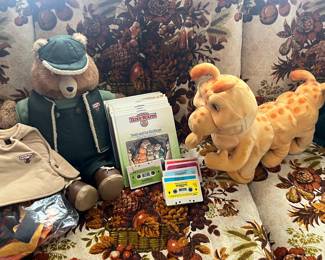 Teddy Ruxpin and Friend with accessories 