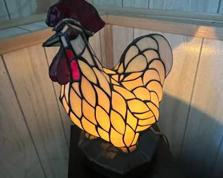 Tiffany Style Stained Glass Rooster Lamp