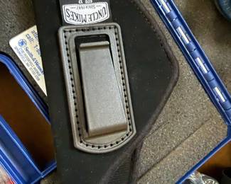 Uncle Mike's Size 12 Inside-The-Pants Holster