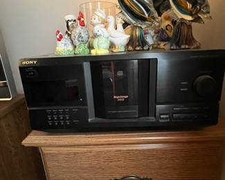 Sony MegaStorage 200 CD Changer (e.g., CDP-CX220, CDP-CX235, CDP-CX260)