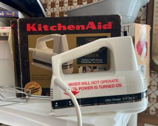 KitchenAid Ultra Power Soft Start 7-Speed Hand Mixer