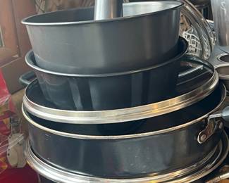 Bundt Pan Set