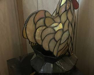 Tiffany Style Stained Glass Rooster Lamp
