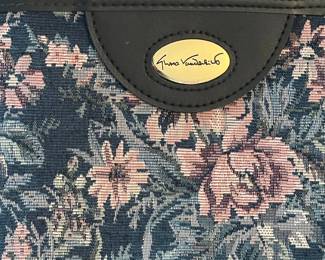 Gloria Vanderbilt Autographed Luggage Tag
