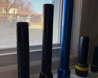 Maglite 2 D-Cell and 4 D-Cell Flashlights (Assorted)