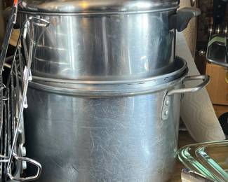 Vintage Leyse Aluminum Stock Pot with Steamer Insert