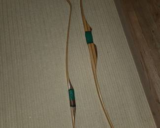 Vintage bows
