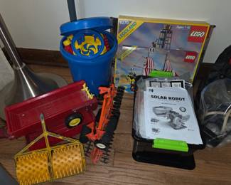 Vintage toys, legos