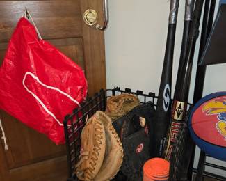 Baseball equipment