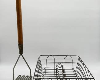 107 VintageLargePotatoMasherWireRack