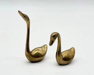 48 VintageRussandBerrieCoBrassSwanFigurines