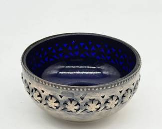56 VintageCelticSilverPlatedDishwCobaltBlueGlassLiner